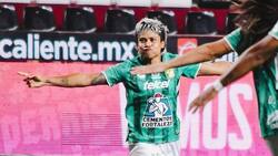 VIDEO | ¡Golazo chileno! Fernanda Pinilla le da la clasificación al León con una joya de tiro libre