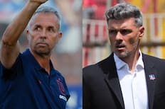 Fernando Ortiz supera a Gustavo Álvarez: La estadística que pone al DT de Colo Colo por encima de la U