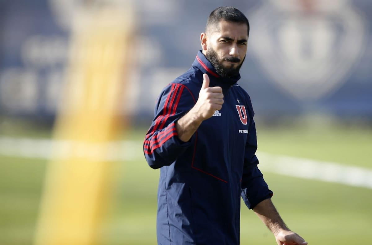 Everton podría ser el destino de Johnny Herrera en 2020
