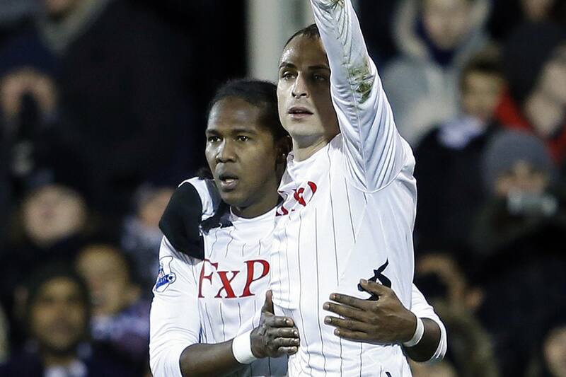 jugó con Dimitar Berbatov en el Fulham.