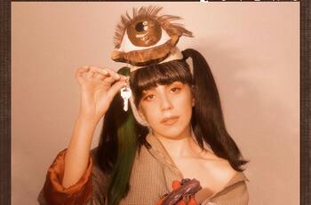 Siguiendo los pasos de Mon Laferte: Sol Bustamante estrenó "Quiero", el nuevo single de la artista viñamarina