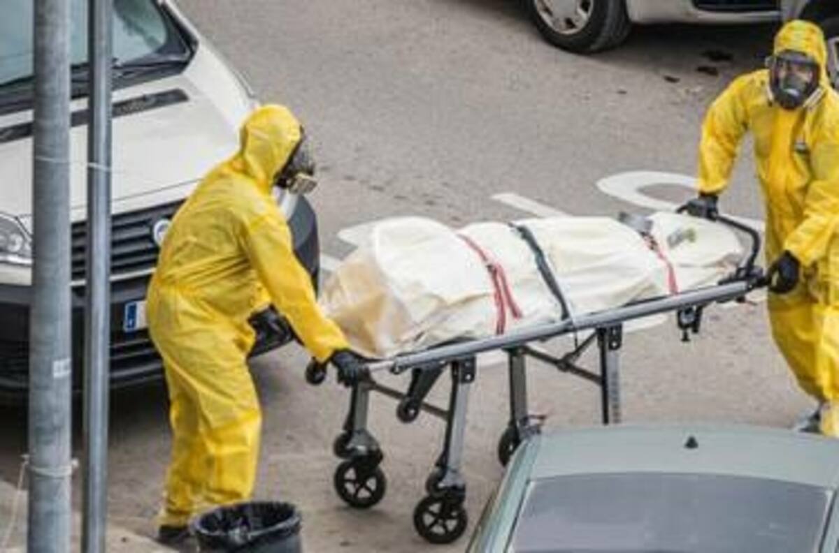 Hombre muere luego que su amigo le inyectara aire por el ano con un compresor