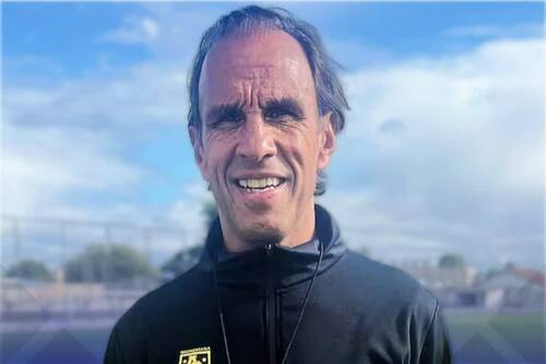 “No podemos comparar a Cortés con Bravo... Ojalá que Brayan logre jugar tantos años como Claudio”