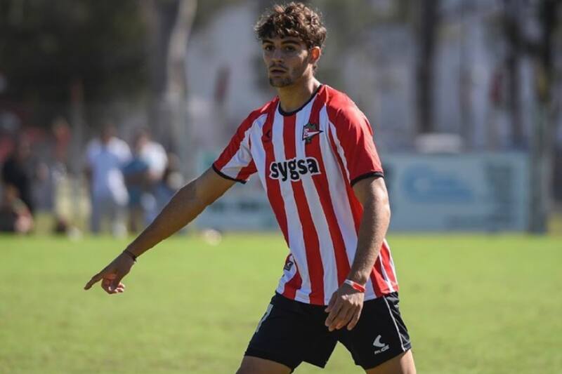 Bautista Giannoni jugando por Estudiantes de La Plata