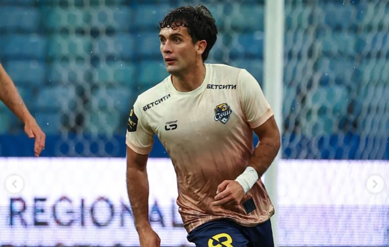 jugando por el Sochi de Rusia.