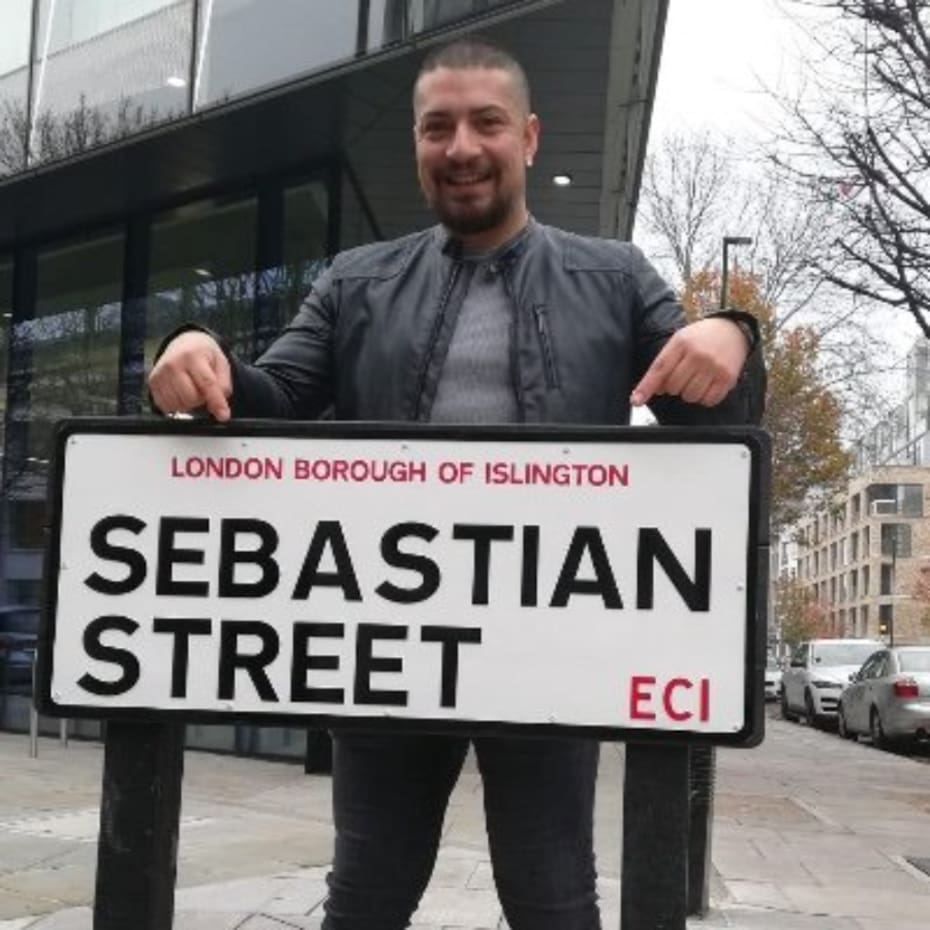 Sebastián estaba viajando a Chile para celebrar lasa fiestas.