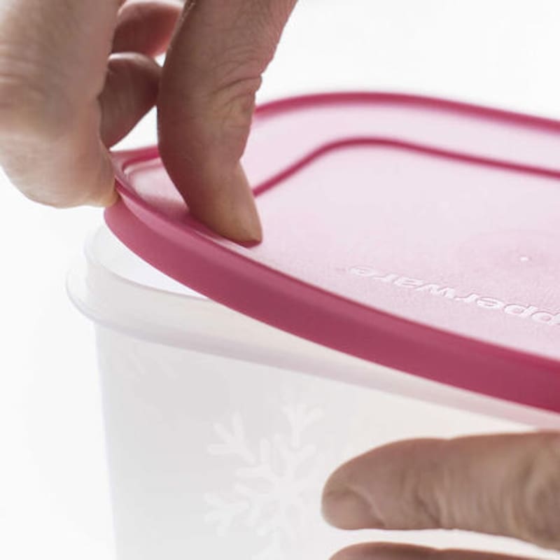 Tupperware tiene deudas por más de 700 millones de dólares, lo que hace inviable su continuidad. Foto: Tupperware.cl