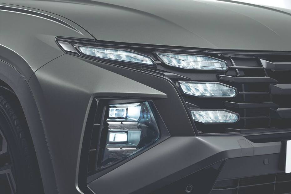 Cambia la máscara y el diseño de luces frontales