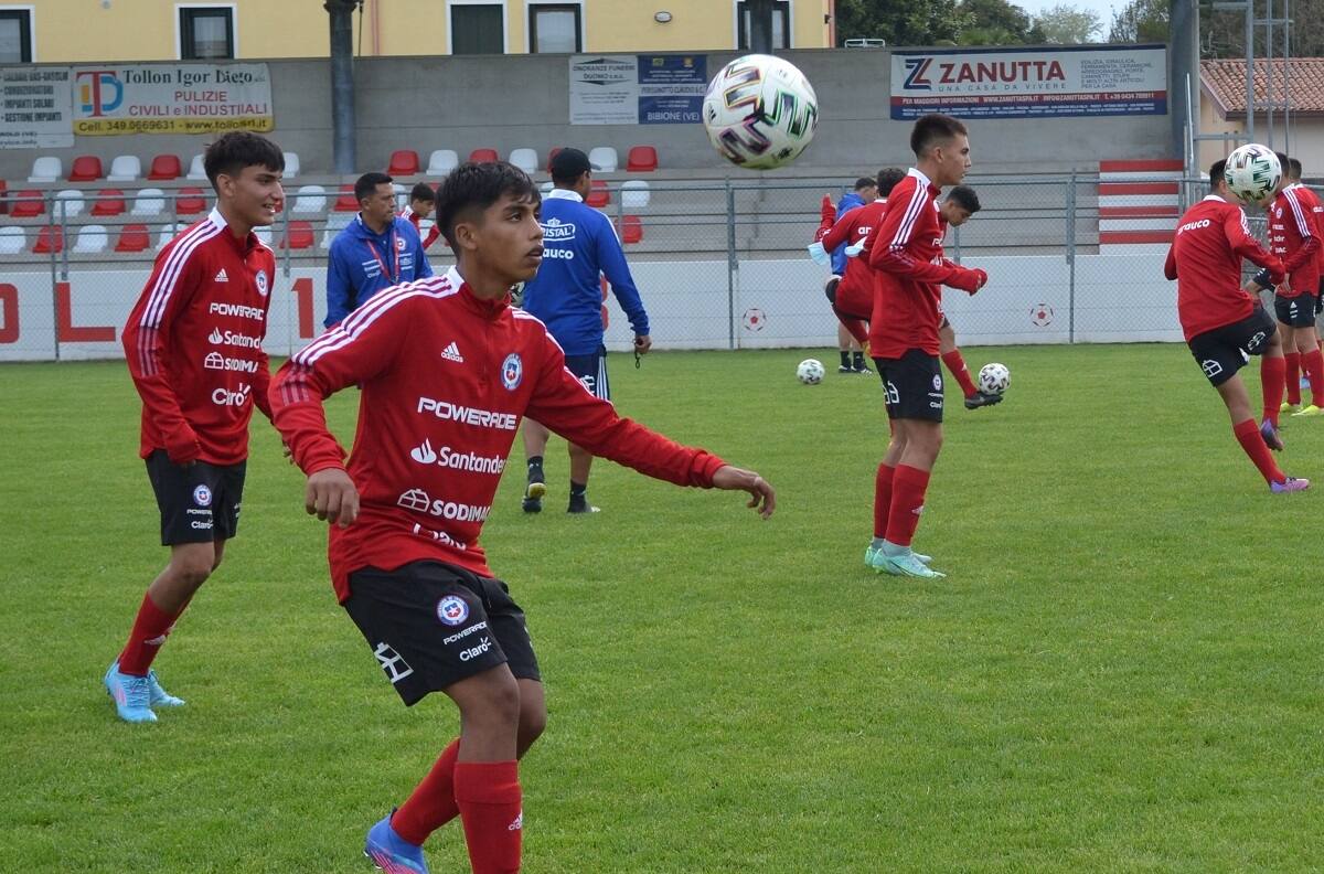 Otra vez goleados: La Roja Sub 15 de Hernán Caputto se despide del Torneo de Gradisca sin hacer goles