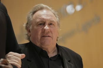 Gerard Deperdieu, 18 meses de cárcel no efectiva por estos dos casos de abuso sexual