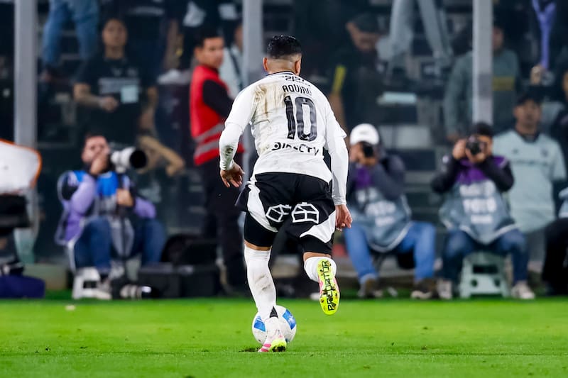 El volante en Colo Colo. Foto: Aton