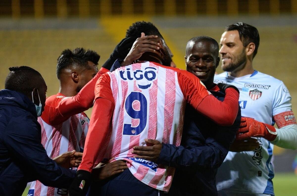 VIDEO | El insólito gol que se perdió Miguel Borja en el fútbol colombiano