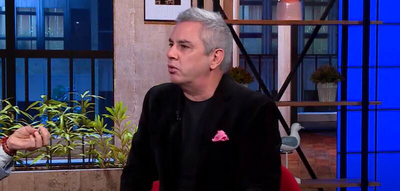 José Miguel Viñuela desmintiendo el desaire a Julián Elfenbein en Teletón 2023.