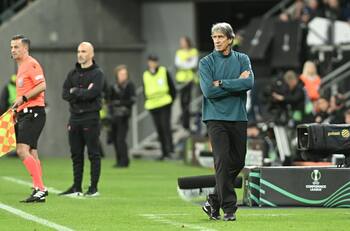 Insólita critica a Manuel Pellegrini: “Ha querido quitarse un poco el muerto de encima”
