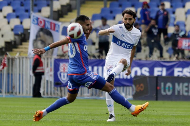 Universidad Católica vs Universidad de Chile. Foto: Agencia Aton.