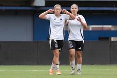 Celebrando como Chupete Suazo: hija de Carlos Muñoz le anota a la UC y consigue nuevo título con Colo Colo