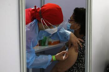 Calendario vacunación COVID: Verifica el grupo que se inocula este domingo 14 de marzo