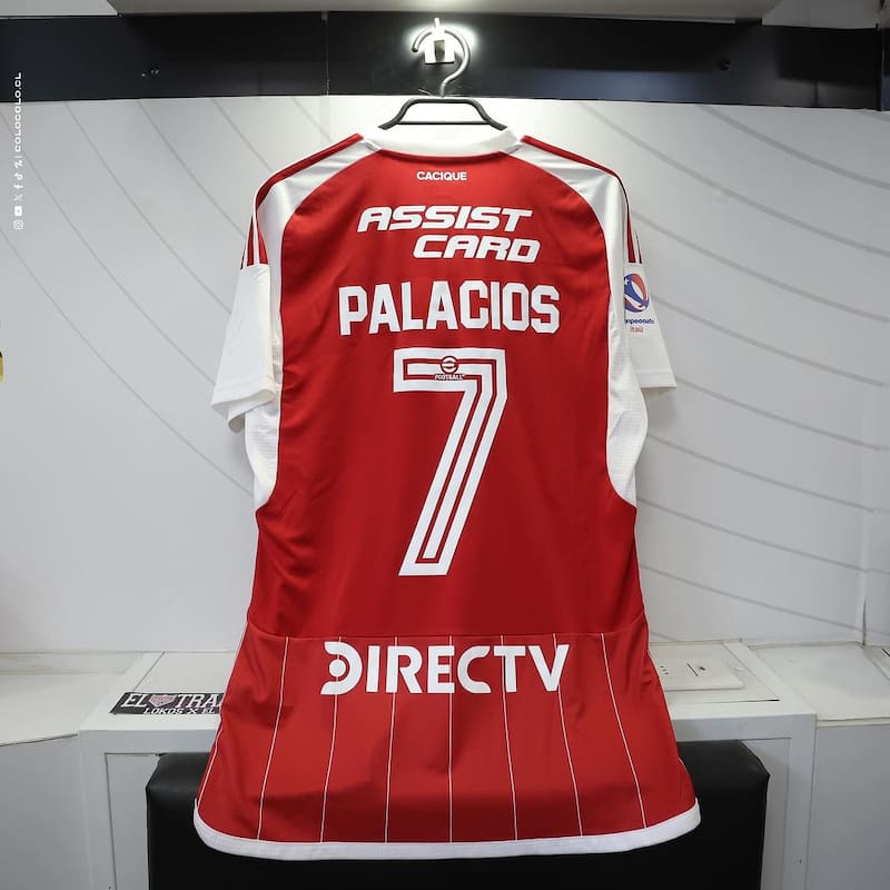 Colo Colo anunció la tercera camiseta para esta temporada.