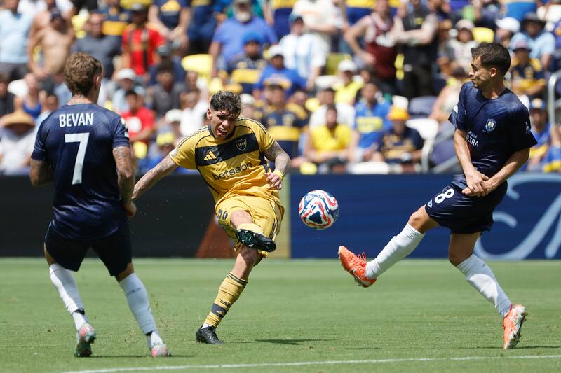 Carlos Palacios fue titular en Boca Juniors. Foto: EFE.