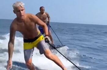 VIDEO | Lewis Hamilton y Fabio Quartararo se distrajeron juntos en medio de sus vacaciones