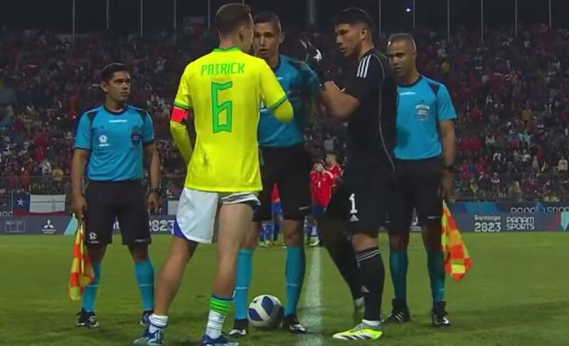 El meta eligió partir atajando.