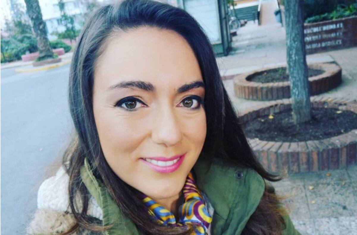 Integrante de "Aquí Somos Todos" anunció su embarazo durante transmisión en vivo