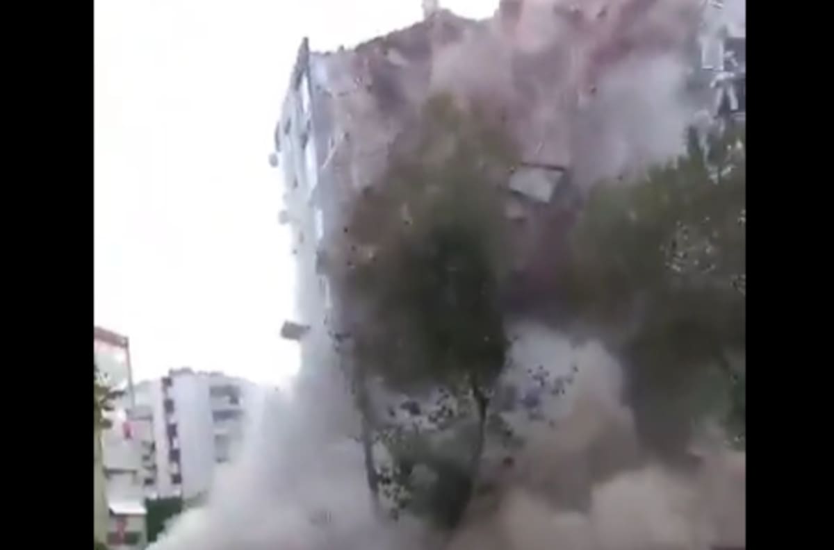 El impresionante vídeo que muestra como se desplomó un edificio por fuerte terremoto en Turquía