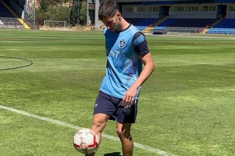 El defensor Imanol González llega lleno de ilusión al campeón del Fútbol Chileno. Foto: Carlos Campos/Diario Concepción.