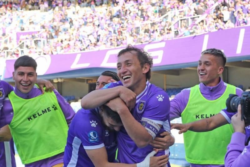 deja el fútbol profesional, luego de una carrera de 23 años. Foto: Diario Concepción.