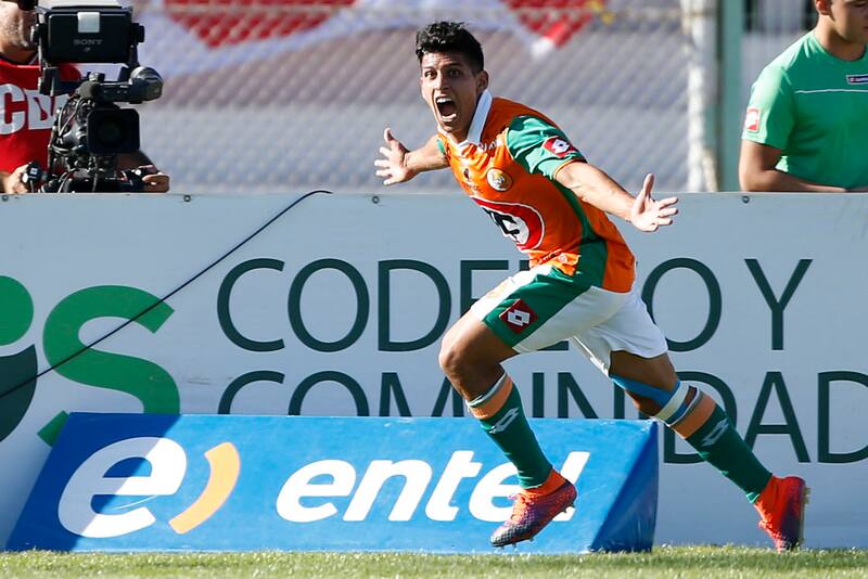 Israel Poblete en Cobresal.