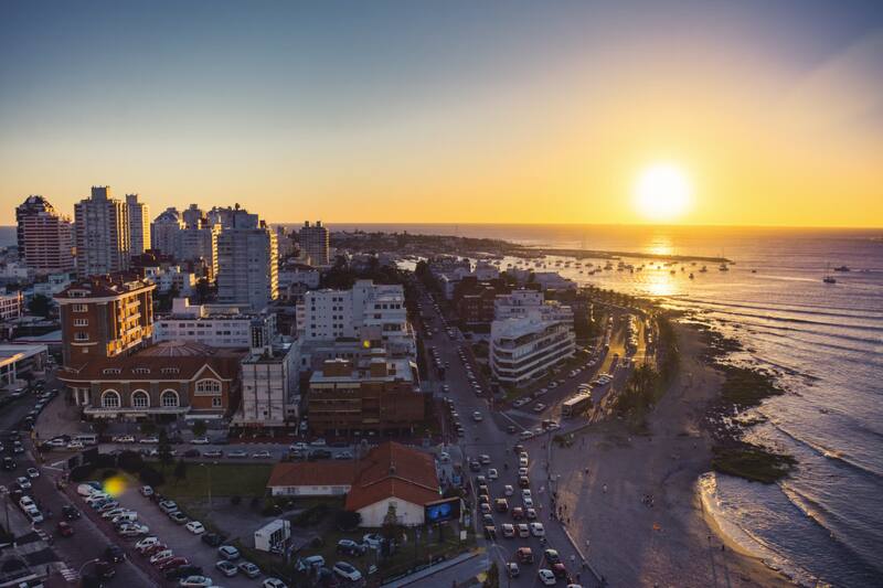 numeró los países que ofrecen una mejor calidad de vida a las madres de Latinoamérica.