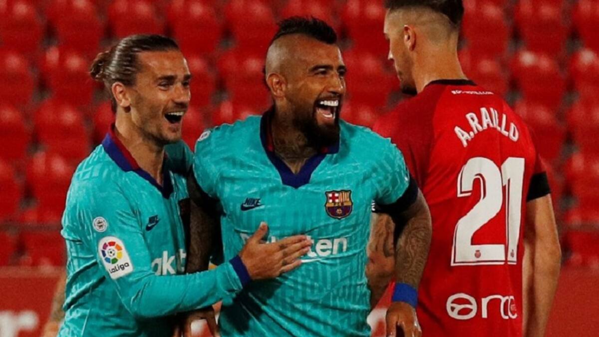 Con Griezmann rezagado, The Sun armó el 11 del Barcelona con Arturo Vidal en cancha