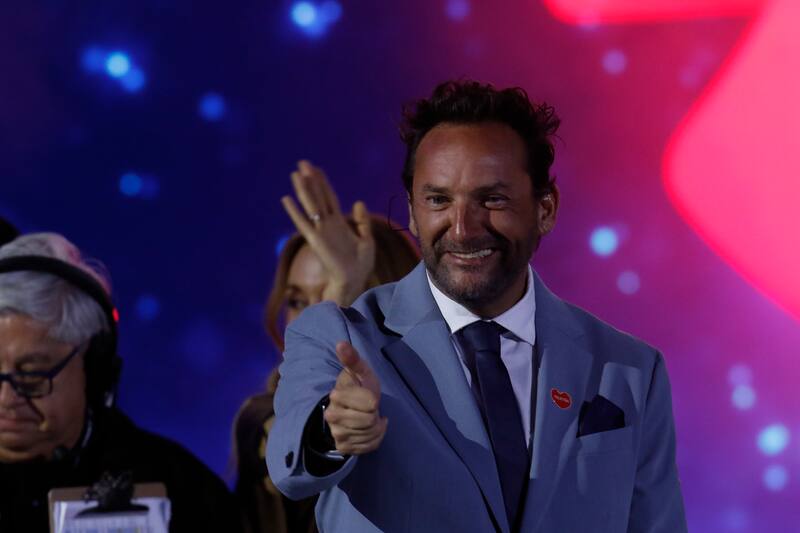 Daniel Fuenzalida ha tenido un aumento en popularidad tras sus aplaudidas apariciones en la Teletón y los Premios Martín Fierro Latino.