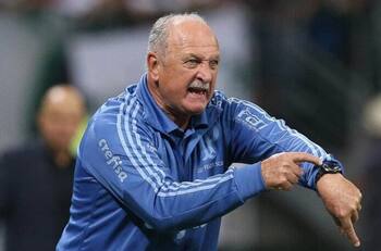 La millonaria oferta con la que Colo Colo busca convencer a Luis Felipe Scolari