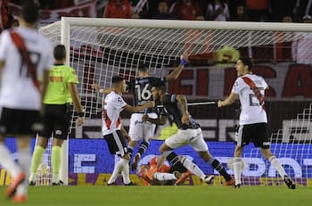 Javier Toledo, exjugador de Colo-Colo anotó gol clave en eliminación de River Plate ante Atlético Tucumán