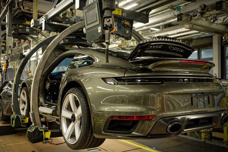 El proceso artesanal de las ediciones especiales del Porsche 911