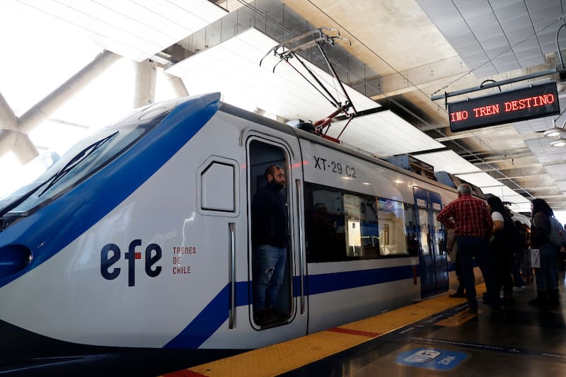 El servicio retomará su operación a contar de la 01:30 durante la semana del Festival de Viña 2026. Créditos: Raul Zamora/Aton Chile.