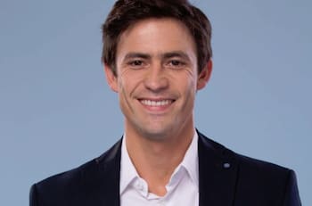 ¿Qué fue de Tiago Correa? Está radicado en México y pololea con actriz estrella de Netflix