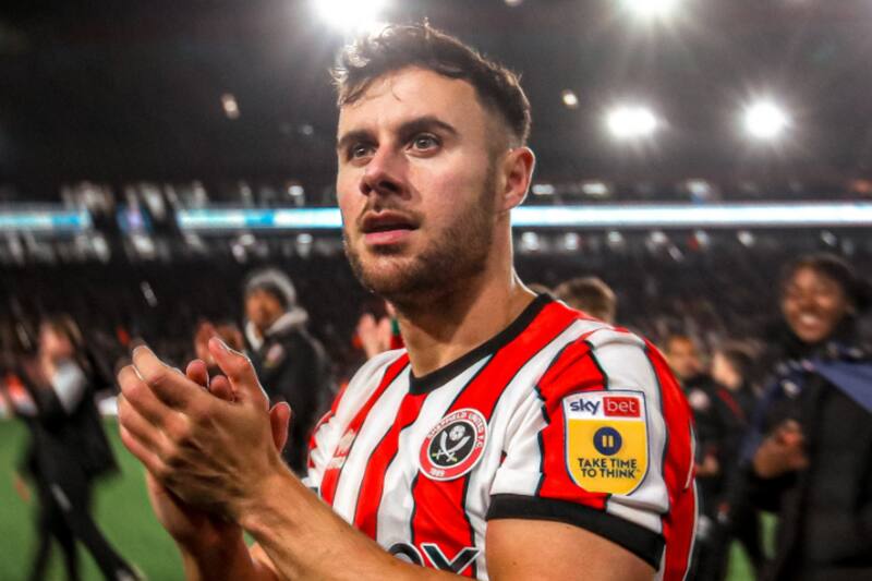 fue hallado muerto en la piscina de su casa, en Atenas. (Foto: @SheffieldUnited)