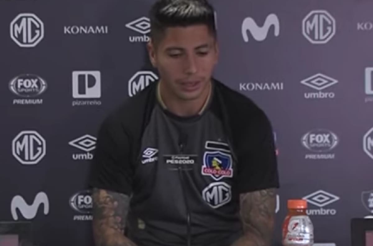 Con esta frase Véjar reconoció "incomodidad" del camarín de Colo-Colo