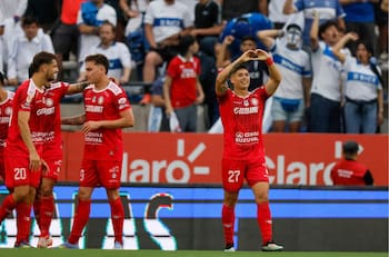 Pesó la voz del hincha: así se gestó el regreso de la insignia clásica de Unión La Calera