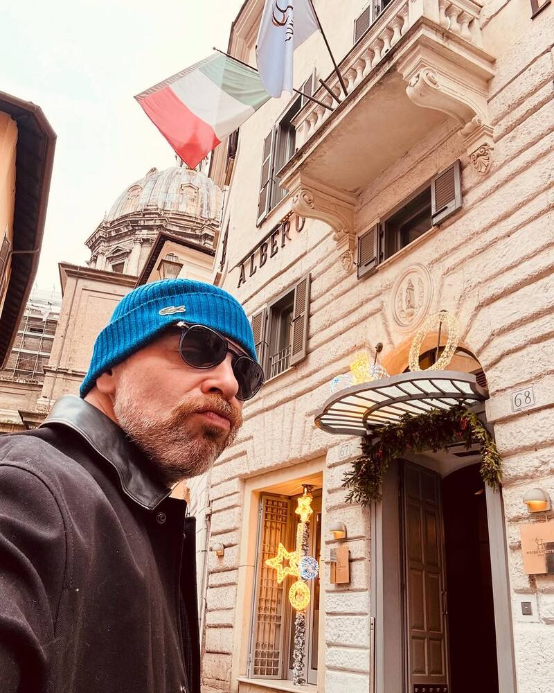 se encuentra de viaje al sur de Italia.