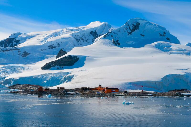 Planifican la construcción de una conexión de fibra óptica con el continente.