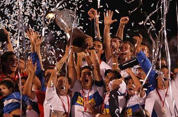 Bicampeón con Universidad Católica se retiró del fútbol en silencio