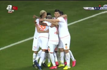 El oportuno gol de Junior Fernandes en el último minuto de la semi en la Copa de Turquía