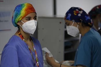 Informe COVID-19: Minsal registró menos de mil casos nuevos por segundo día consecutivo