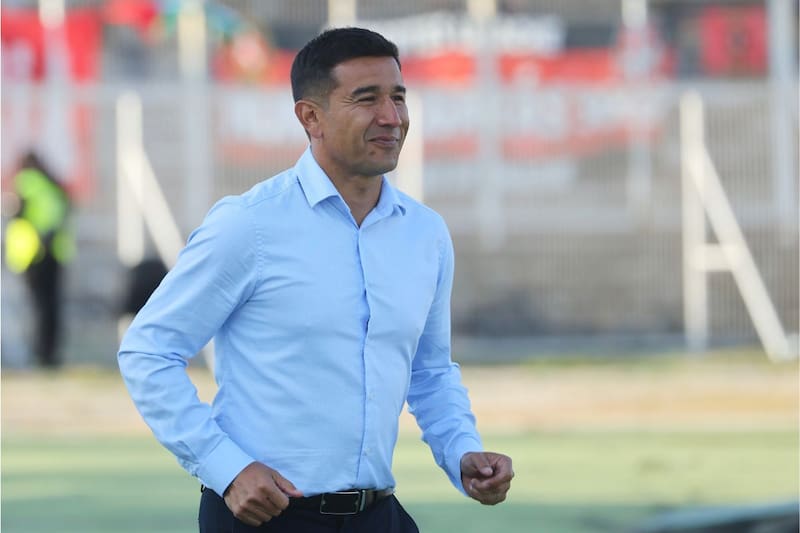 El entrenador de Deportes Limache. Foto: Agencia Aton.
