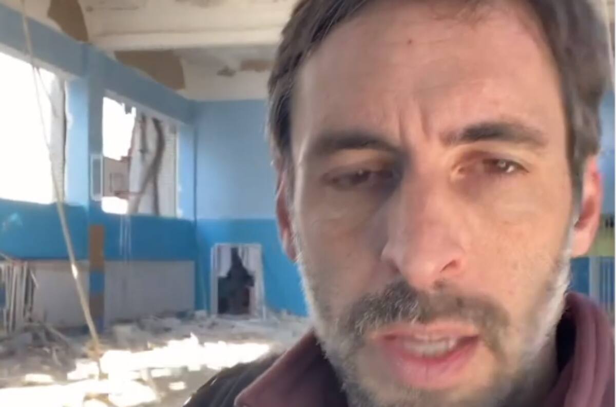 "Con la angustia de saber que los ataques a civiles continúan": Daniel Matamala anunció su regreso a Chile tras cubrir el conflicto Rusia-Ucrania