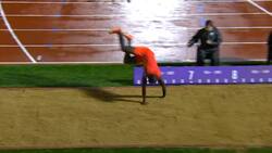 ¿El peor salto de la historia? Era candidato a medalla y terminó cayendo de cabeza