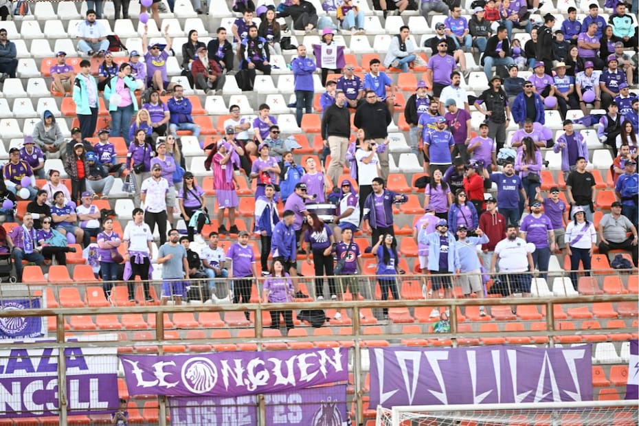 Los hinchas de Deportes Concepción han acompañado al equipo en la temporada 2025. Foto: Agencia Aton.